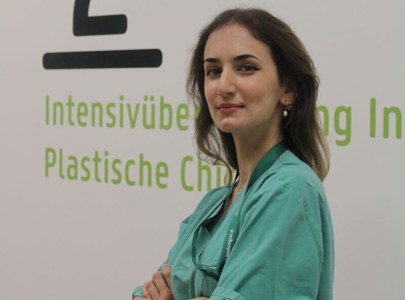 INTERVIEW DES MONATS – Ilhana Tinjak: Das Mentorenprogramm der Hastor Stiftung hat mir die Möglichkeit gegeben, einen Vorgeschmack auf das Leben zu bekommen, das ich morgen leben möchte!